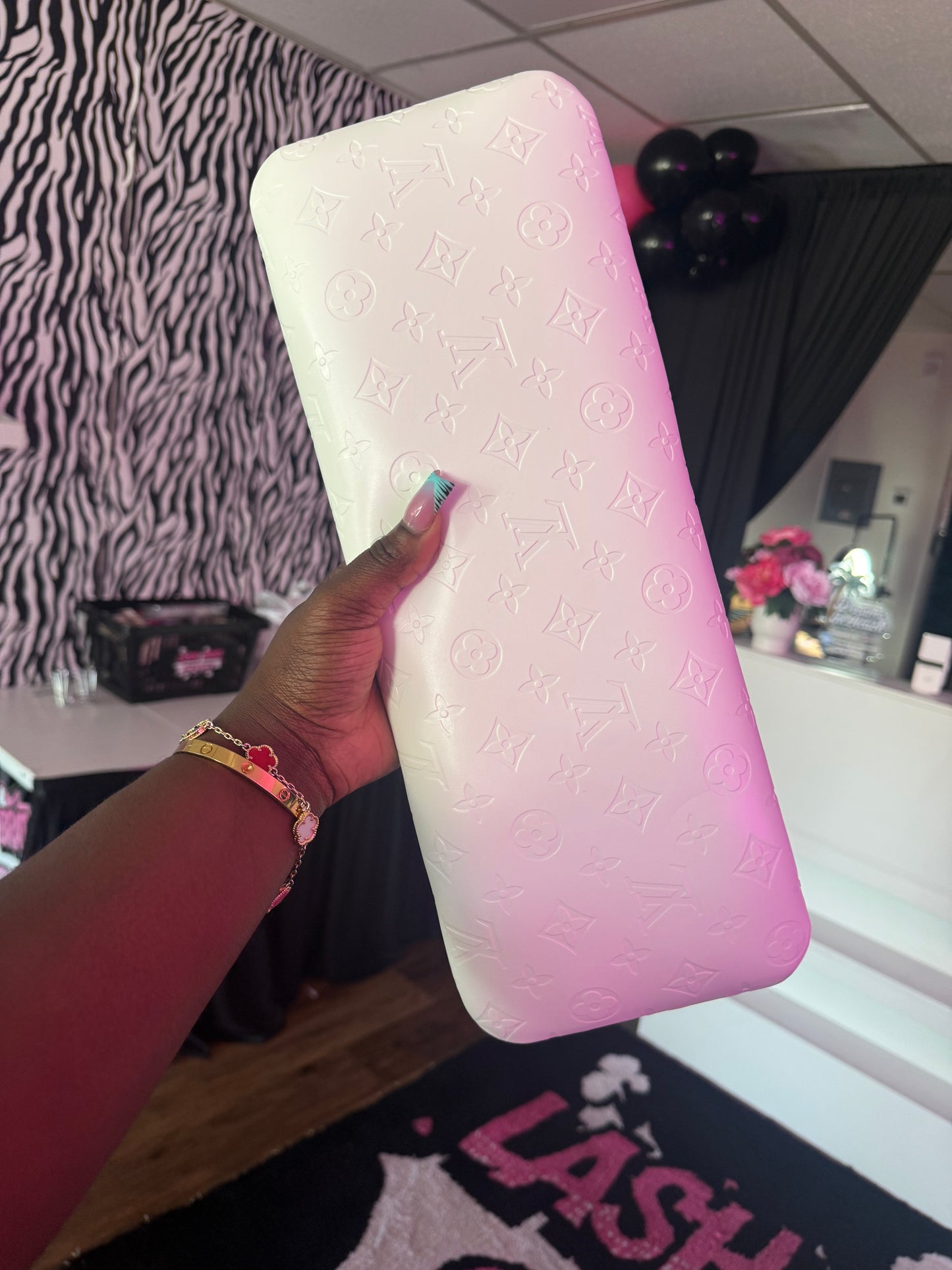 Luxury Nail Arm Rests